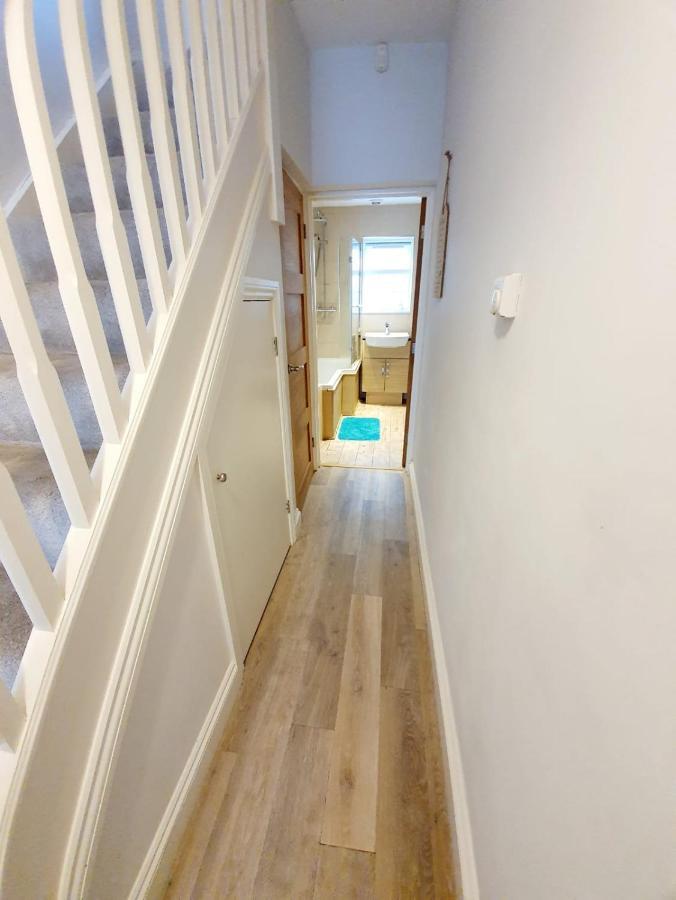 Beautiful 3 Bedroom House At The Sea Front - Amazing Location Southend-on-Sea Kültér fotó